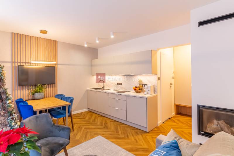 Tilia show room Web-27.jpg