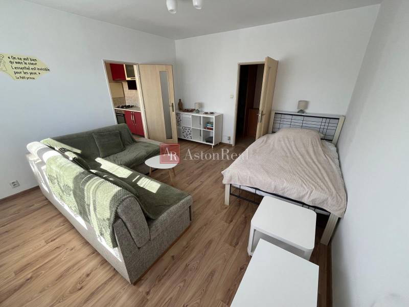 WhatsApp Image 2026-04-23 at 16.15.28 (5).jpeg