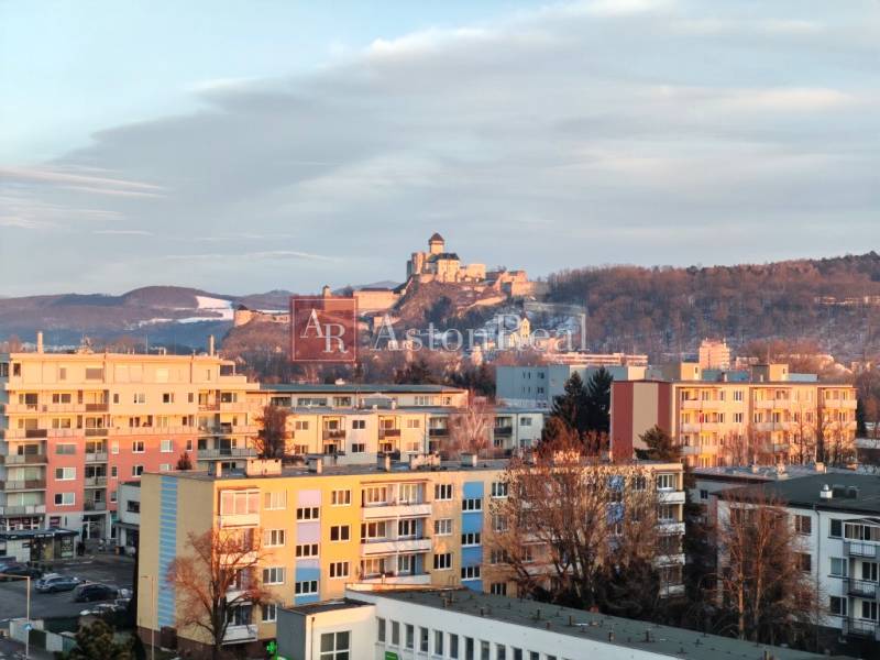 pohľad z balkóna 1.jpg