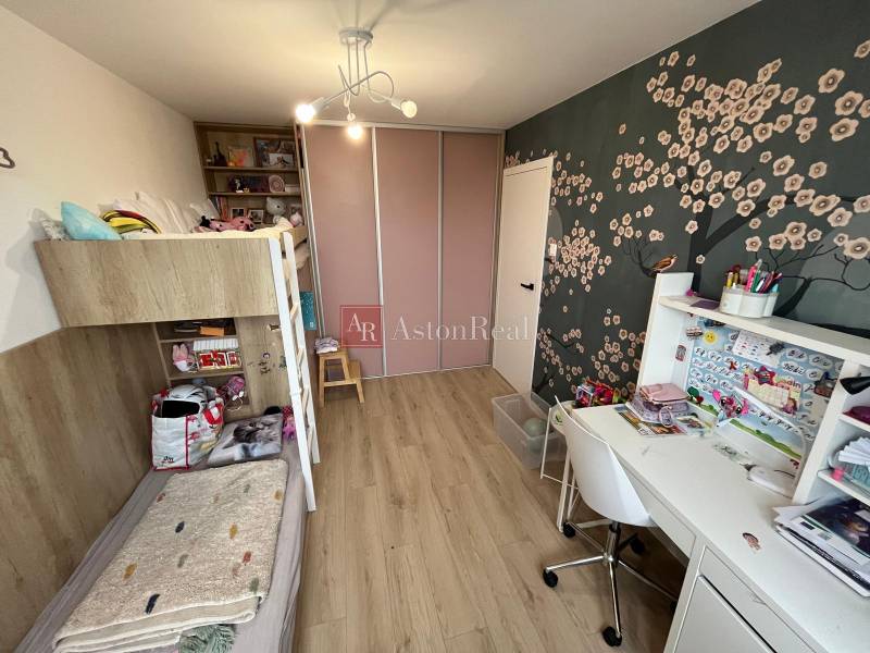 WhatsApp Image 2026-02-01 at 13.55.08 (1).jpeg