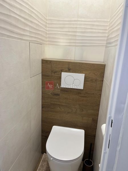 WC.jpg